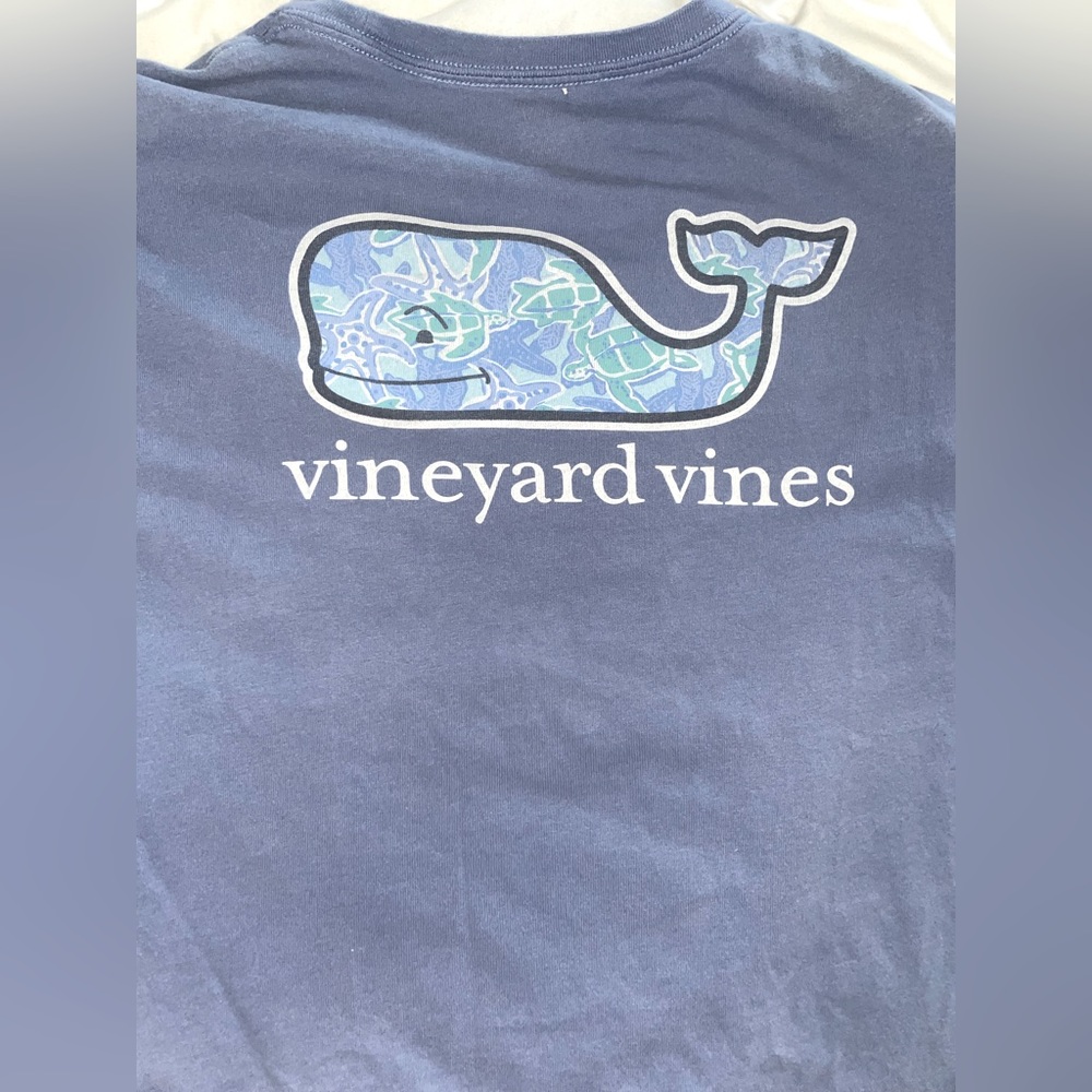 Vineyard vines long sleeve dark blue shirt L